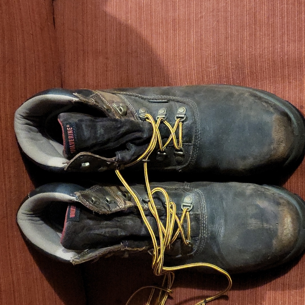 Men's Wolverine Waterproof Boots Sz 13